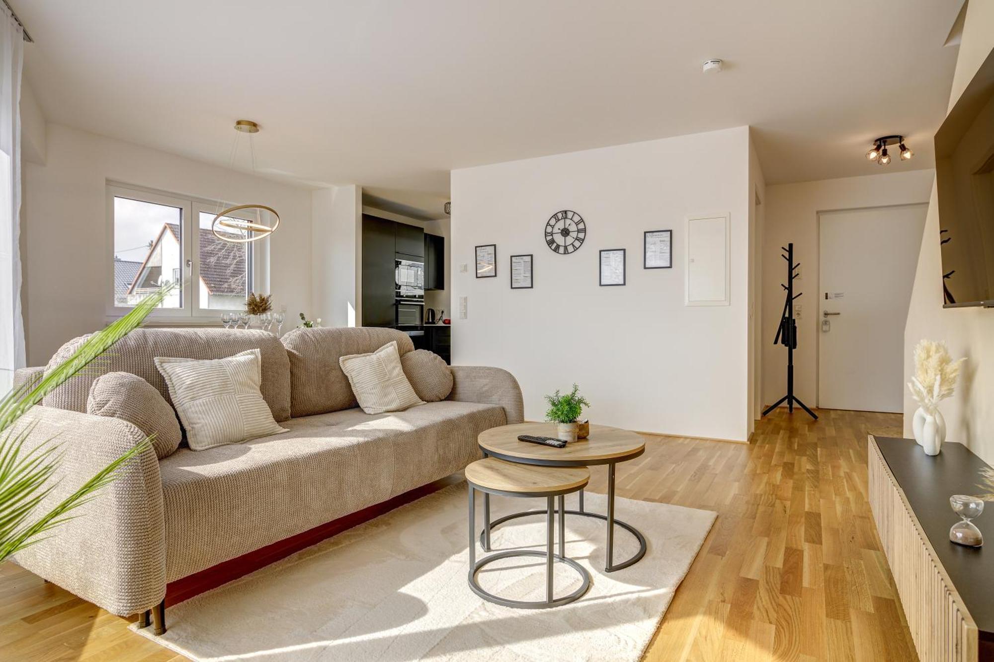 Apartment Exklusive 3-zimmer Luxus-maisonette In Hochheim - Naehe Frankfurt Flughafen, Wiesbaden Und Mainz *