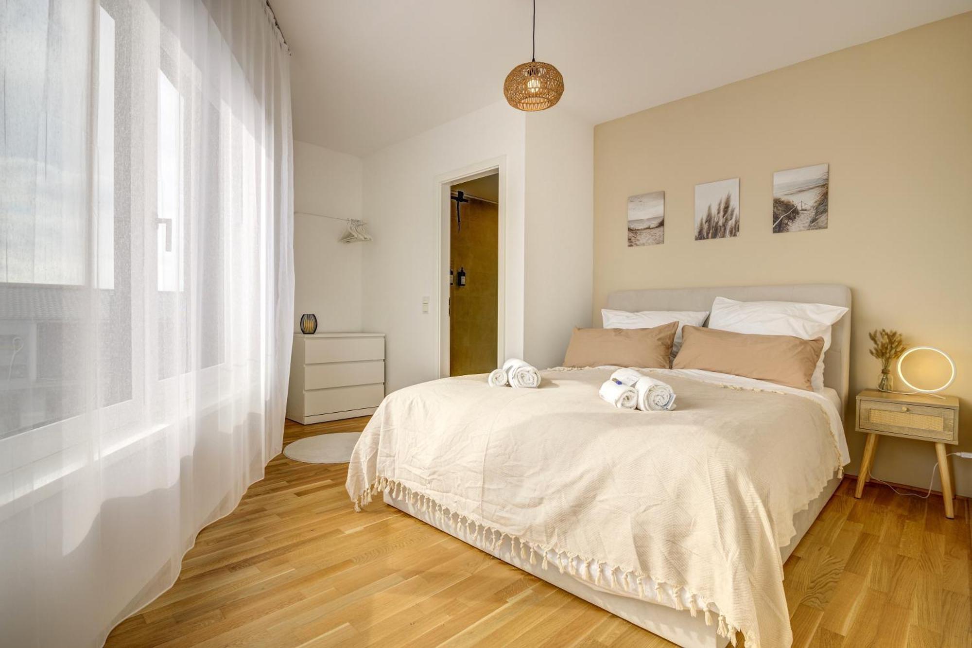 Exklusive 3-zimmer Luxus-maisonette In Hochheim - Naehe Frankfurt Flughafen, Wiesbaden Und Mainz Appartement
